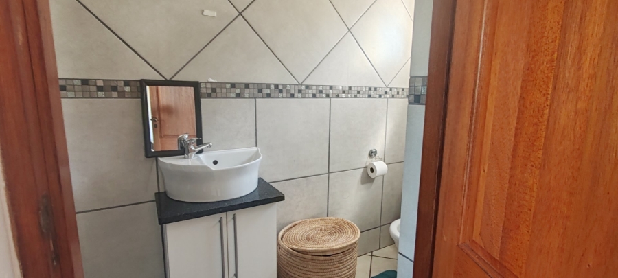 4 Bedroom Property for Sale in Caribbean Beach Club North West